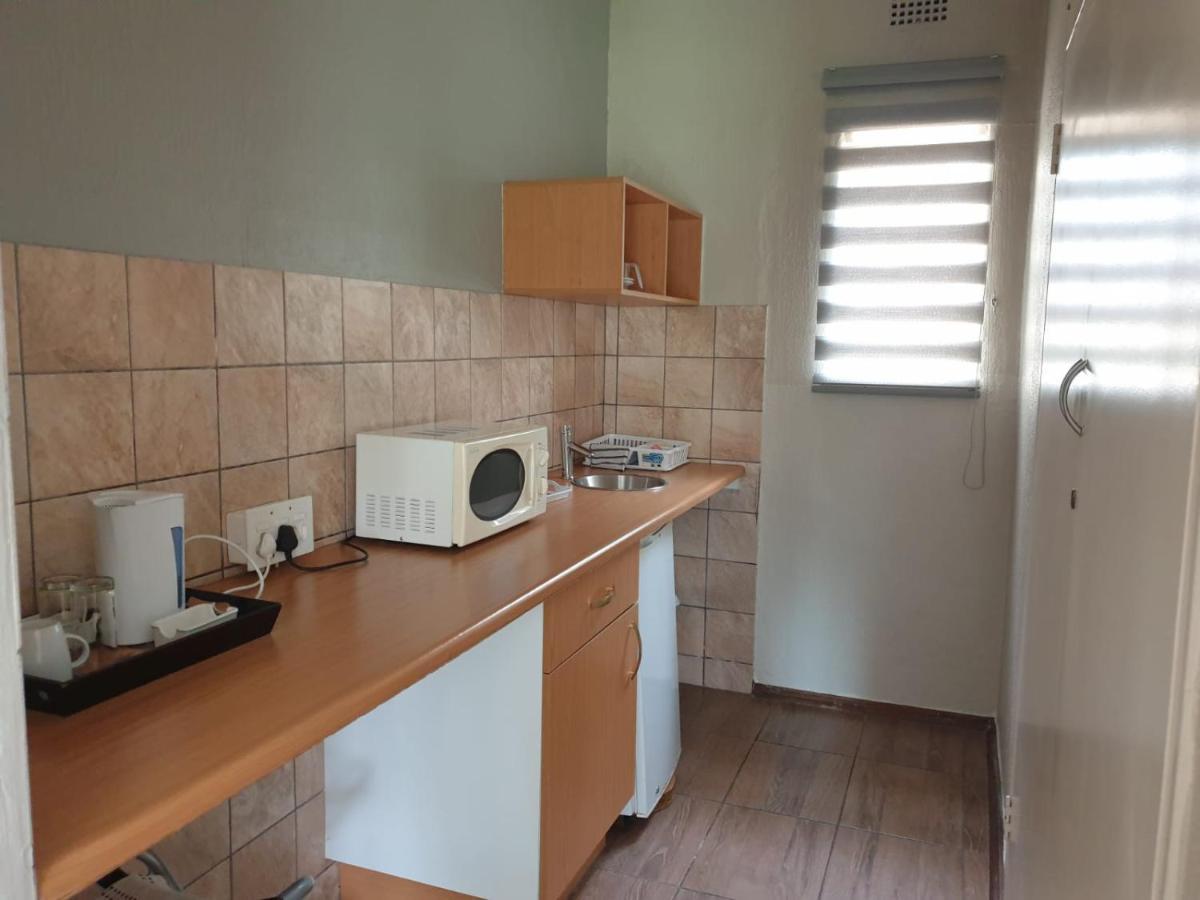 Matina Guest House Johannesburg Exterior foto